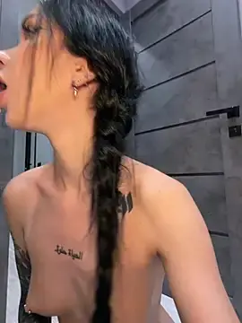 Stripchat Live Sex Cam of XEye_Candy