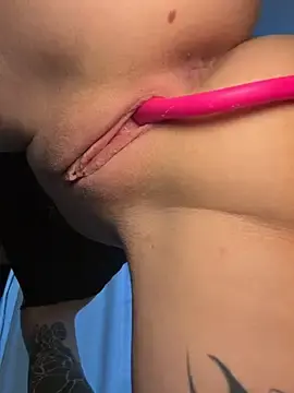 Stripchat Free Porn Cam of XEye_Candy