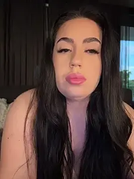 Stripchat Live Sex Cam of Andrestarr