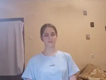 Stripchat Watch Live Sex Cams of Katelemon