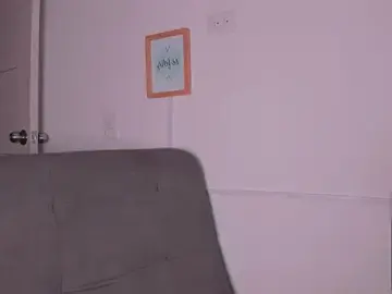 Stripchat Live Sex of danna_davis18