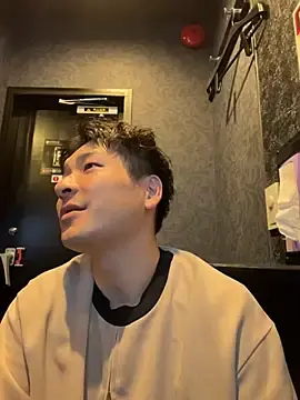 Stripchat Live Sex Cam of yuuki8910