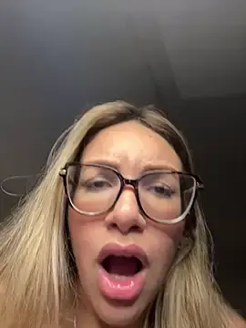 Stripchat Best live sex cam show of Clarasc