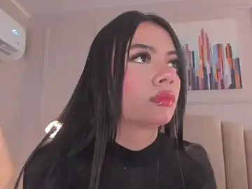 Stripchat Sex Cam of mia_kisses2