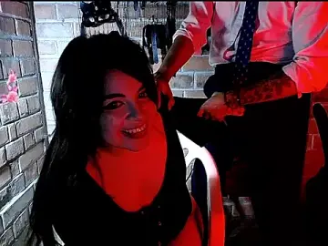 Stripchat Live Sex Cam of BloodyRoseUwU