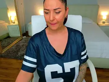 Stripchat Sex Cam of Just--Amy