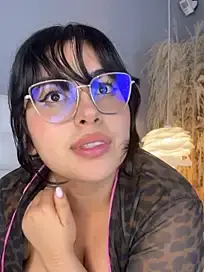 Stripchat Adult Webcam of CassieCanddy