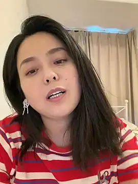 Stripchat Live Sex Cam of orangeoneday