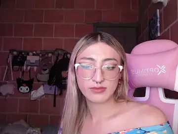 Stripchat Live Sex of Andrea_camilaaa
