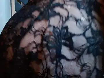 Stripchat Sex Cam of KarlaTesg