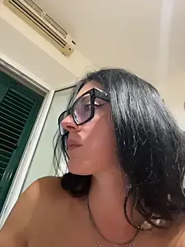 Stripchat Sex Chat of alibi_room