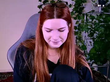Stripchat Best Webcam of AliceCUNTach