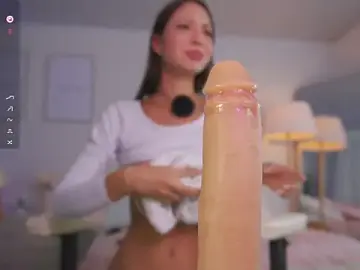Stripchat Free Porn Cam of Cristall_Bunny