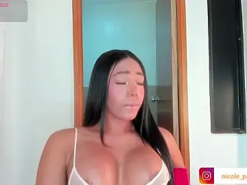 Stripchat Free Porn Cam of Nicole_Paradise