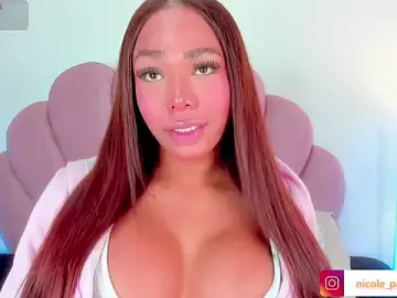 Stripchat Nude Webcam of Nicole_Paradise