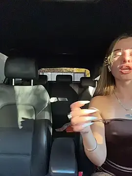 Stripchat Adult Webcam of NyxBloom