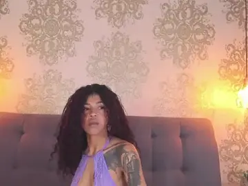 Stripchat Watch Live Sex Cams of IndigoVelvet