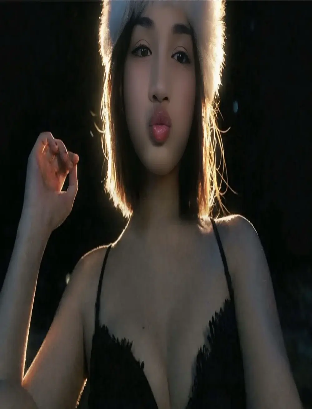 Seductive_Victoria