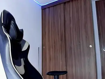Stripchat Free Live Porn of djsex_yerknox