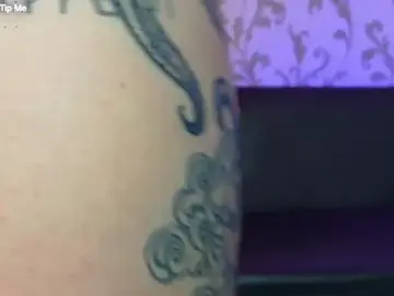 Stripchat Nude Webcam of Hi_Marceline