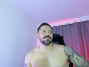 Stripchat Live Sex Cam of Pierre_Vidal