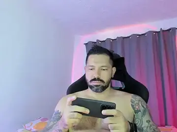 Stripchat Nude Webcam of Pierre_Vidal