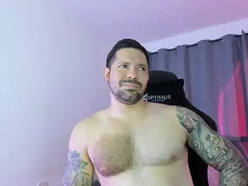 Stripchat Live Sex Cam of Pierre_Vidal