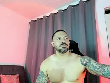 Stripchat Adult Webcam of Pierre_Vidal