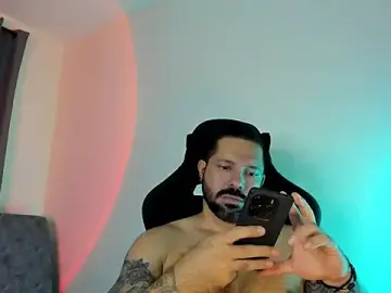 Stripchat Live Sex Cam of Pierre_Vidal