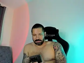 Stripchat Nude Webcam of Pierre_Vidal