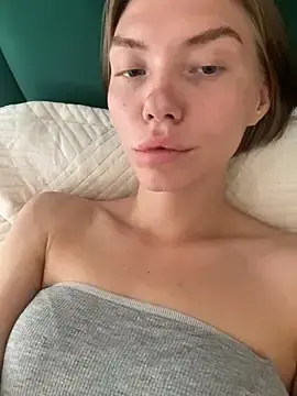 Stripchat Free Porn Cam of Lisaaa_Alisa