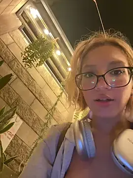 Stripchat Sex Chat of SweetBunnyGF