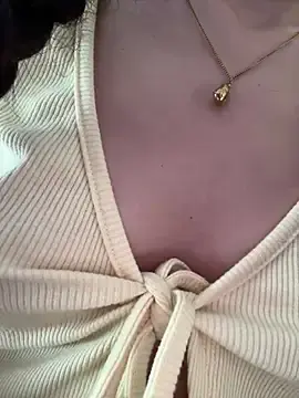 Stripchat Watch Live Sex Cams of SweetBunnyGF