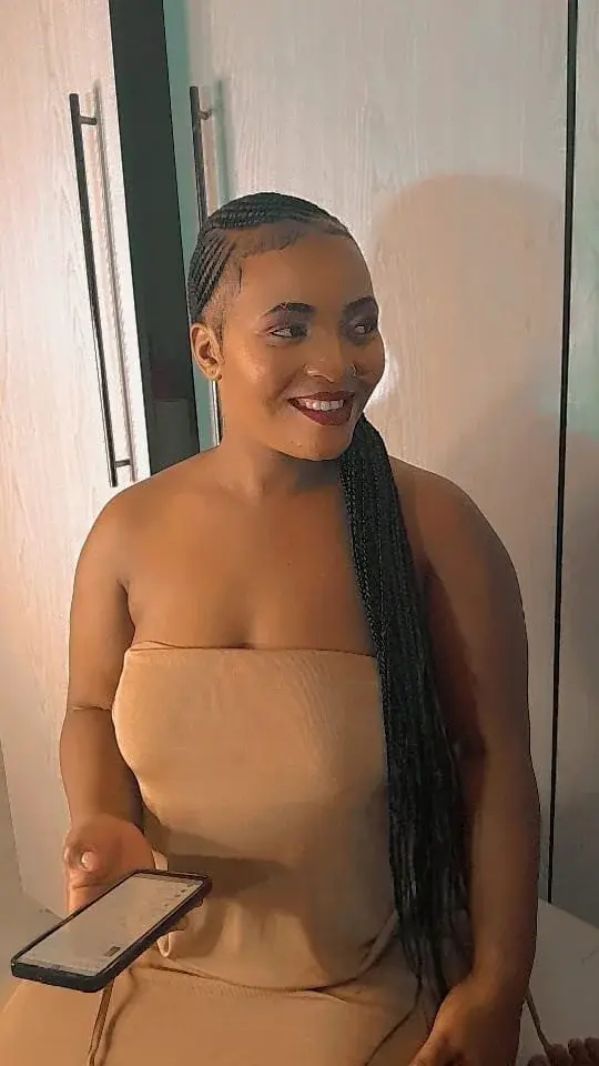 ThickbootyAlison_04