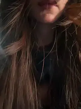 Stripchat Free Live Porn of aly_golden_