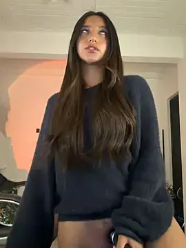 Stripchat Free Live Porn of aly_golden_