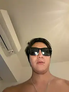 Stripchat Live Sex Cam of ak_channel