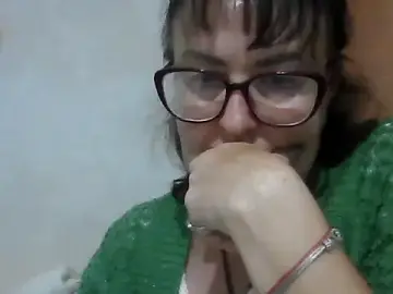 Stripchat Watch Live Sex Cams of ErikaXShine