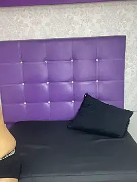 Stripchat Sex Cam of Chantal_alina