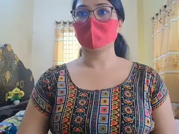 Stripchat Live Porn of Elena_cruz5