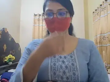 Stripchat Live Porn of Elena_cruz5