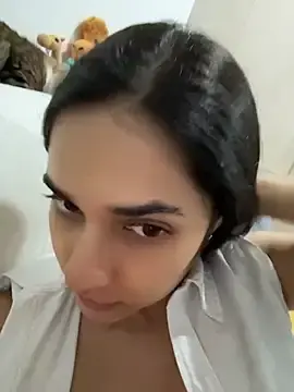 Stripchat Live Sex Cam of -FATI