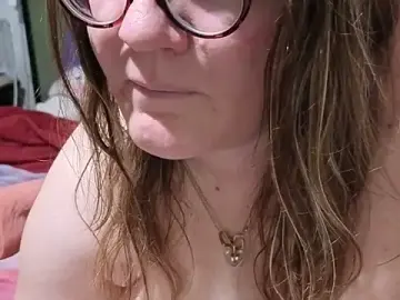Stripchat Live Sex Cam of Dominalilirose