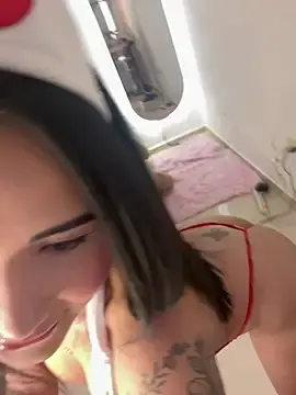 Stripchat Sex Cam of Jenn_Layton