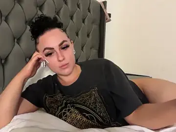 Stripchat Free Live Porn of riri_bstvx