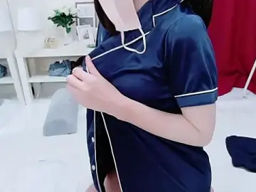 Stripchat Adult Webcam of x_mi_tsu_ki_x