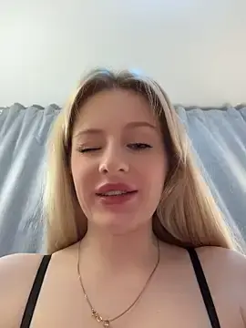 Stripchat Free Porn Cam of CaseyCumFace