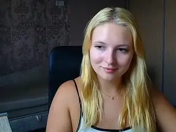 Stripchat Free Live Porn of Milka_kiss_