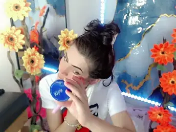 Stripchat Nude Webcam of NathalialLooes