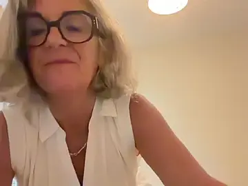 Stripchat Watch Live Sex Cams of NaughtyMonicaUK